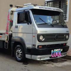 Caminhão guincho de Auto Socorro São Gabriel em Conselheiro Lafaiete - MG