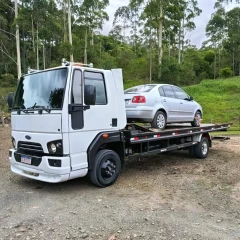 Caminhão guincho de Guincho Petó LTDA em Laurentino - SC