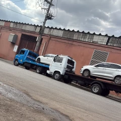Caminhão guincho de Gustavo Reboque Leve em Igarapé - MG